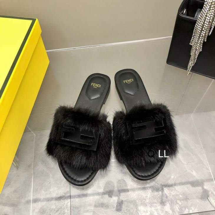 Picture of Fendi Slippers _SKUFendisz35-467CLL08012759